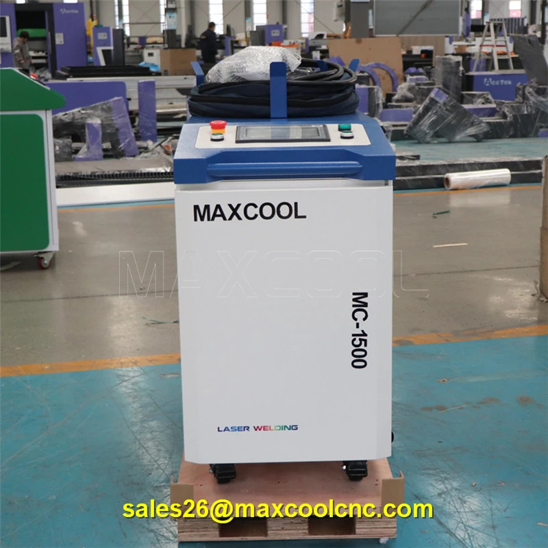 

1500w Laser Rust Removal Cleaning Machine 1000W 2000W 3000W Metal Fiber Laser Cleaning Machine With S&A Water Chiller