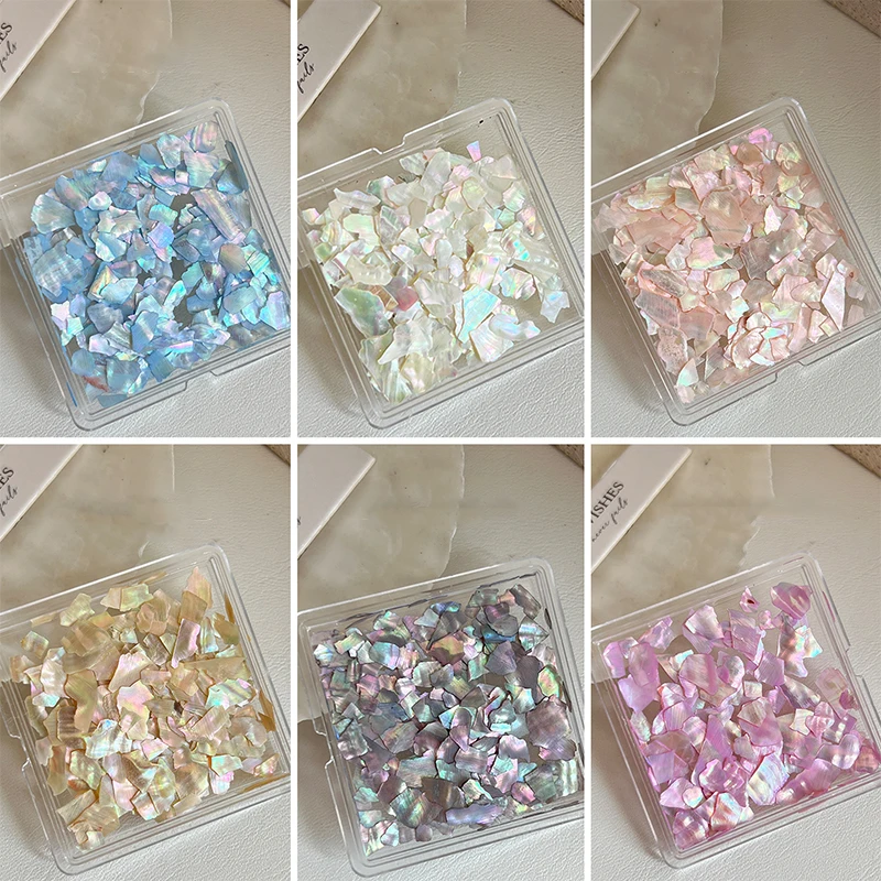 1箱 オーロラシェルフレーク アワビネイルチャーム 薄い天然不規則スライスシェルストーン スパンコール マニキュアアートデコレーション