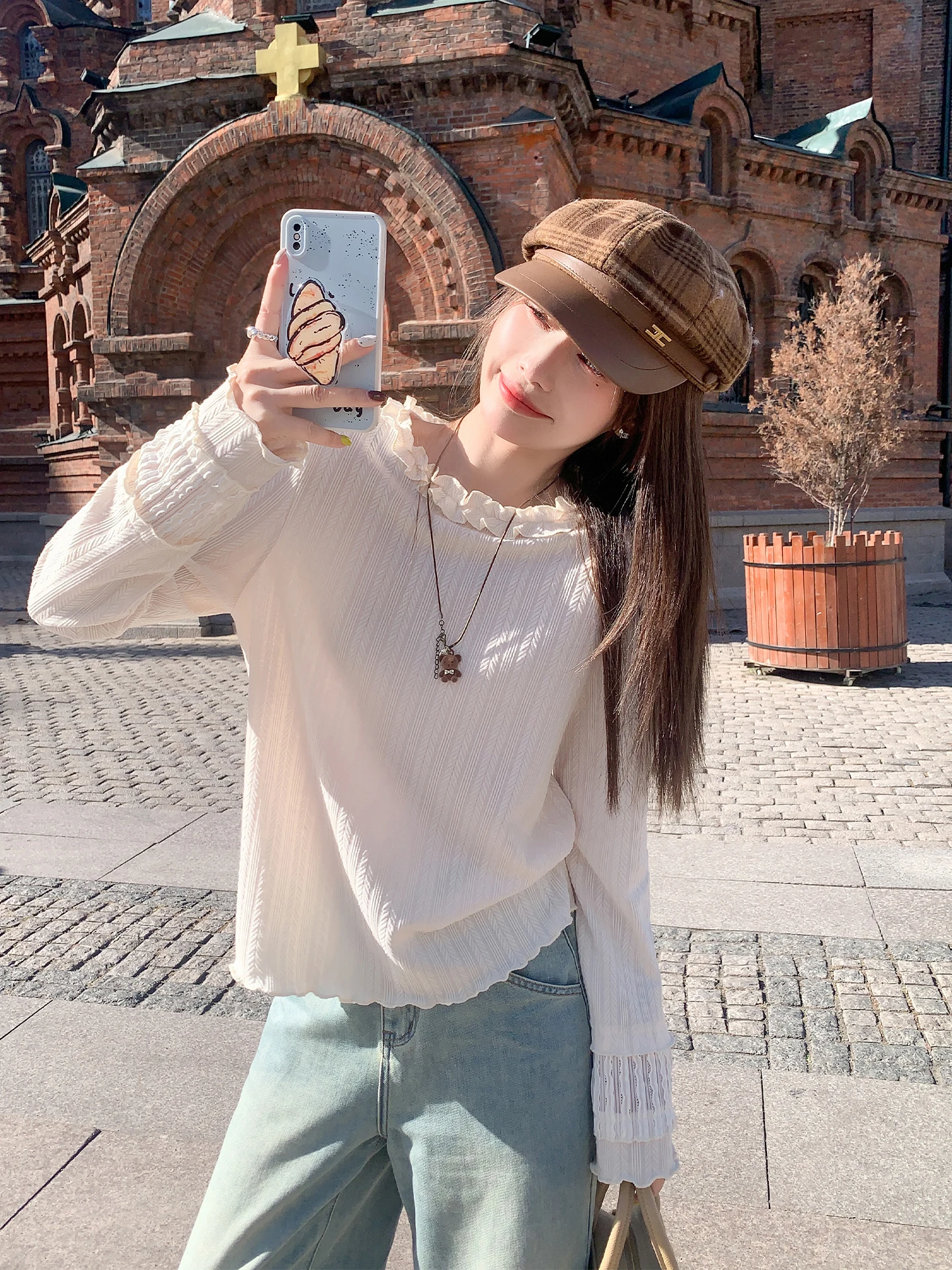 

Zeng Xiao Salt Korean Sle Long Sve T-irt Women's Autumn Winter Hollow out Base irt Single Wear Floral Lace Trim Inne...