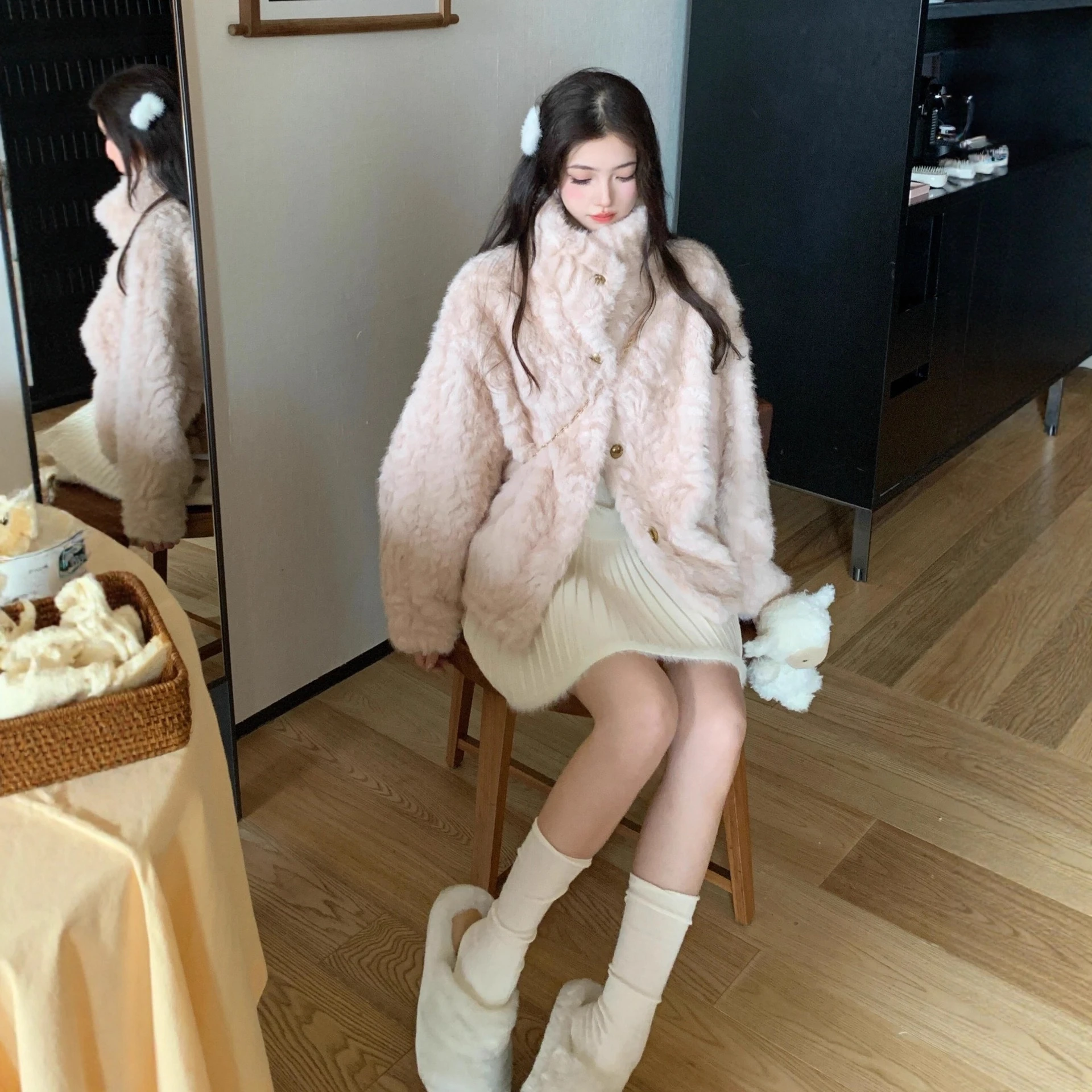 2026 New Winter Small Fragrance Wind Korean Version Lmitation  Rabbit Fur Grass Coat Women's Short Thickened Warm Plush Coat