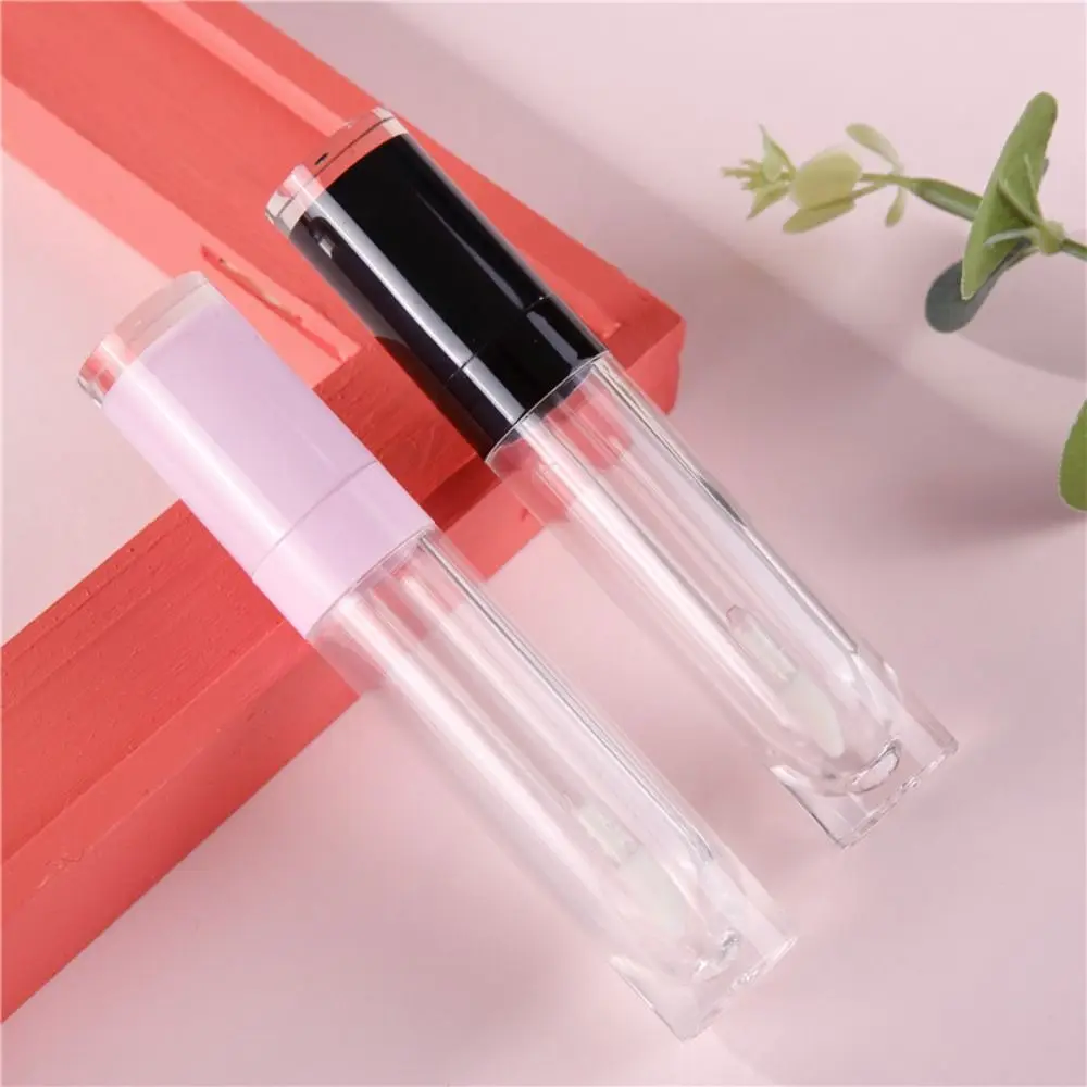 Tubo per lucidalabbra colorato fai-da-te con pennello Contenitore per smalto per labbra ricaricabile vuoto Contenitore per cosmetici per stoccaggio campioni da 8 ML Bellezza