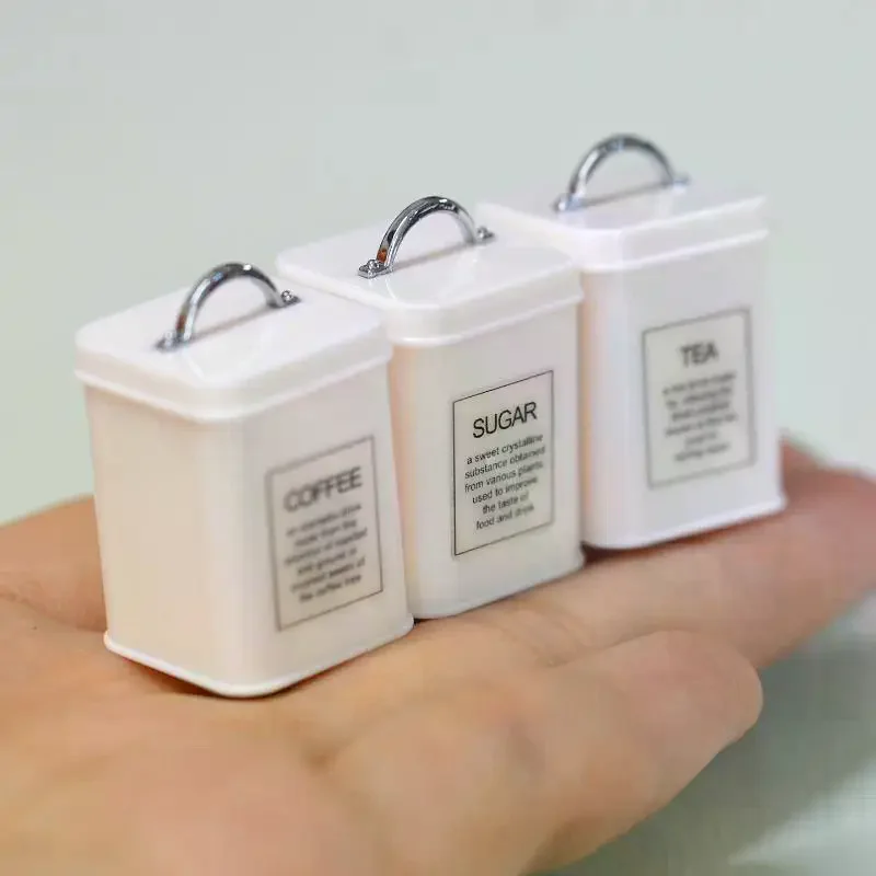 Conteneur de rangement de cuisine Miniature pour maison de poupée 1/6, modèle carré en étain de grains de café pour décoration de maison de poupée, jouets de jeu pour enfants, 3 pièces