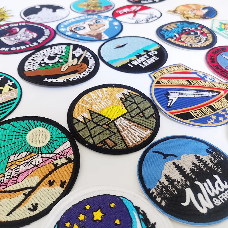 UFO Nebula Landscape Patches, T-shirt Embroidery, Clothes Iron, Jeans Stickers, Badges, Mountains