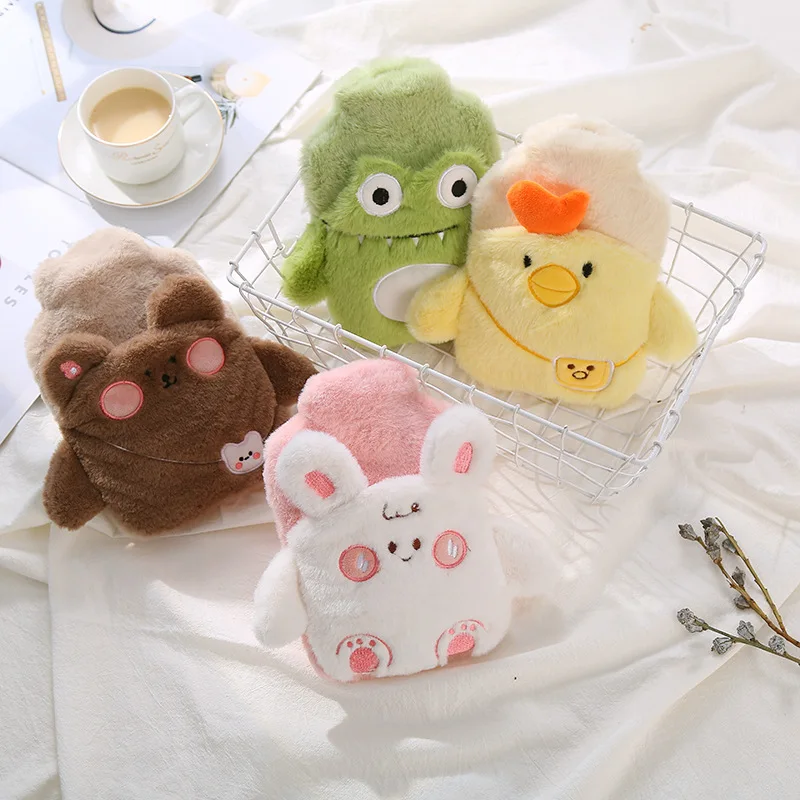 1Pc Cute Cartoon Hot Water Bottle Feet Warm Water Bottles Portable Plush Rabbit Shape Water Bag Girls Pocket Hand Hot Bags