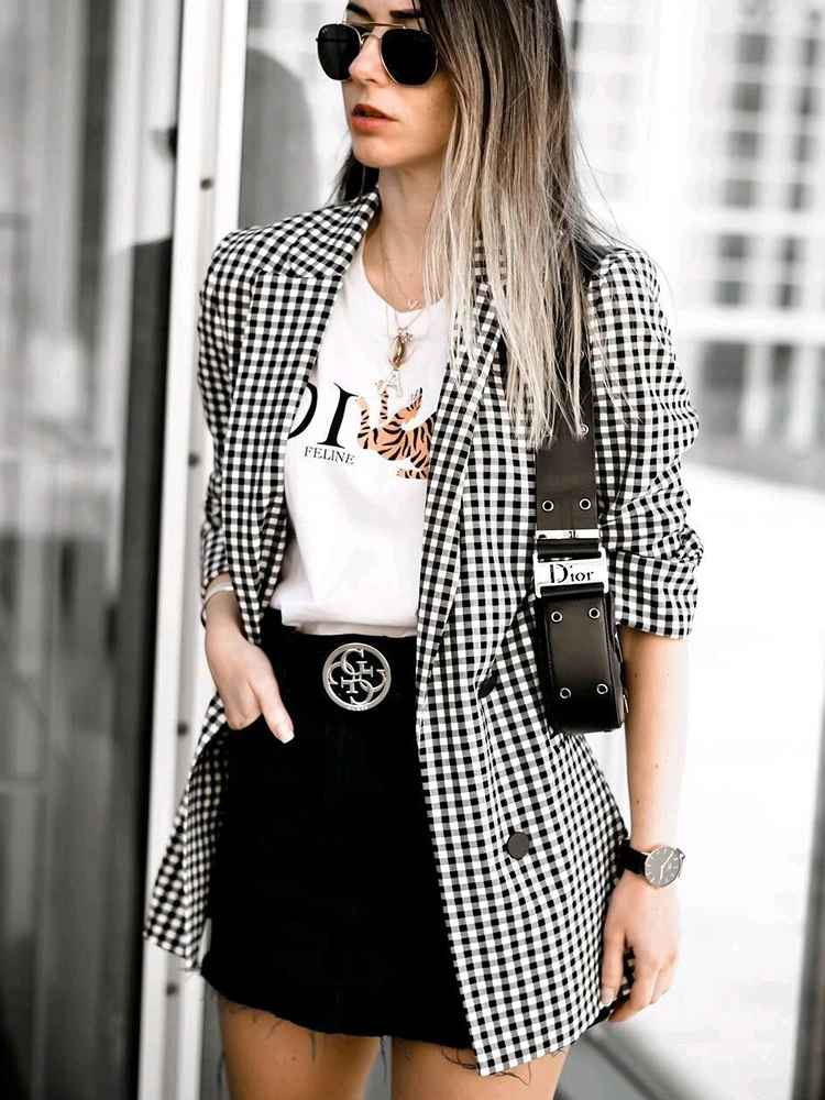 

Women Spring New Fashion Double Breasted Loose Jacket Office Lady Casual Streetwear Style Plaid Print Long Blazers Outwear