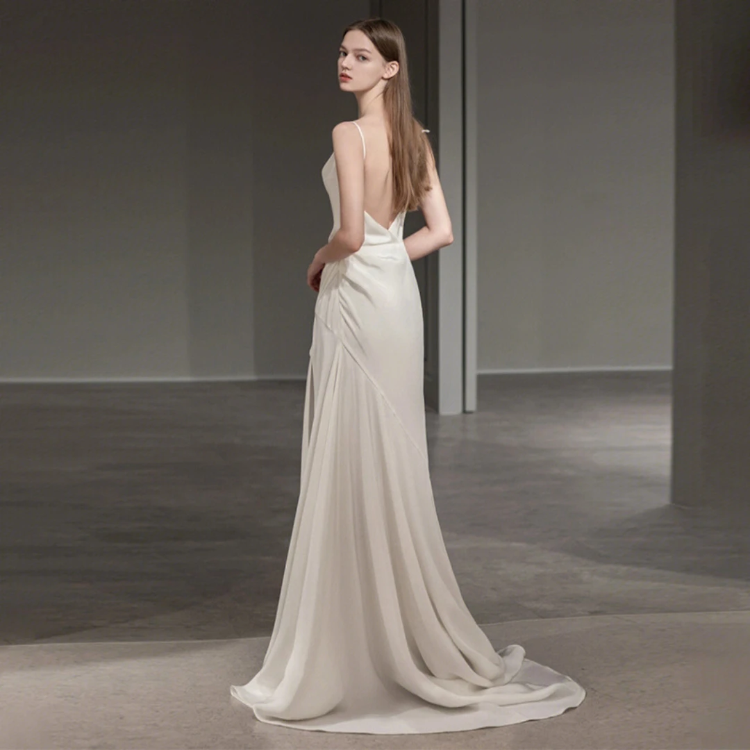 Sirene 2025 Eenvoudige zijsplit trouwjurken voor dames Vloerlengte A-lijn Boothals Mouwloos Ruglooze Bruidsjurk Op maat
