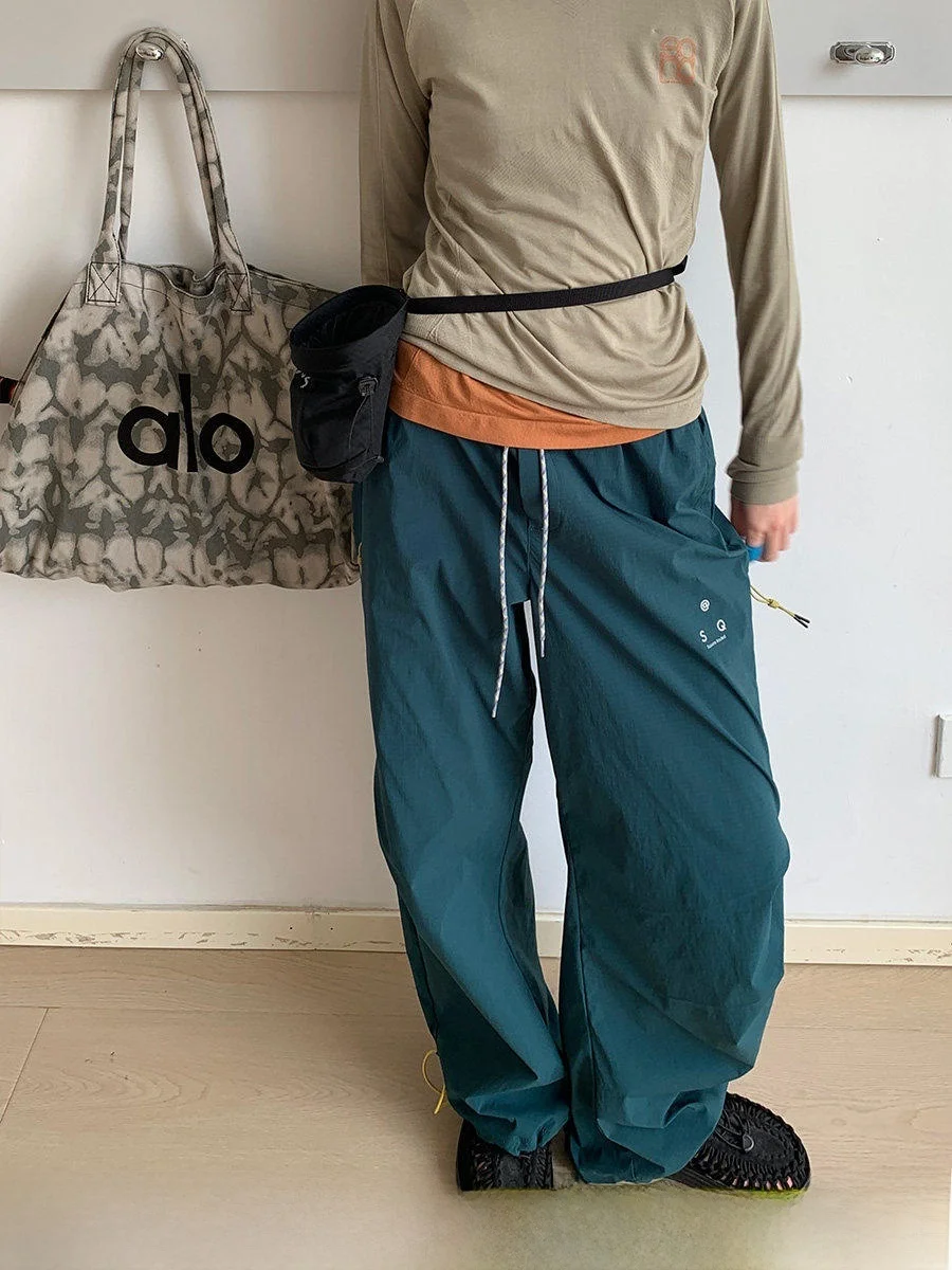 Outdoor Workwear Trousers Women's Loose Fit Waterproof Nylon Sporty Foldable Paratrooper Pants Quick Dry Casual Trousers