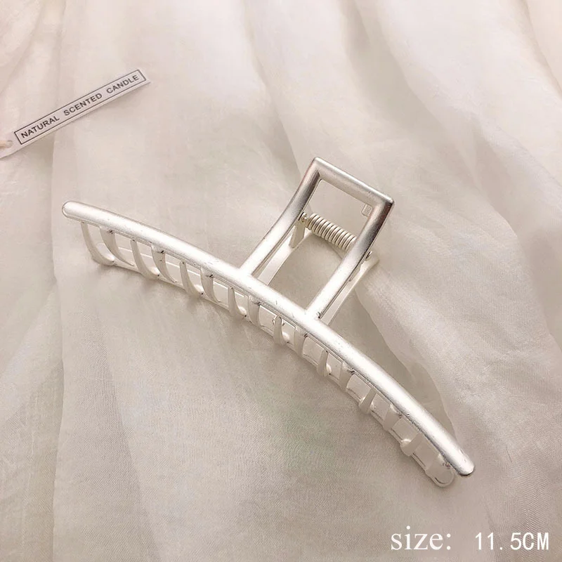 Einfache Metall Geometrische Haar Klaue Clips Elegante Geometrische Haar Zubehör Kreuz Krabbe Bad Clip Für Frauen Mode Mädchen Kopfbedeckungen – Detail 14