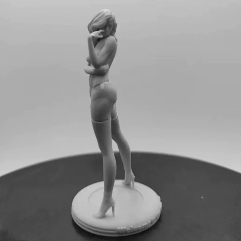 Anime Figurine Sexy supereroe in scala 1/24 Kit modello assemblato in resina Mini giocattolo non verniciato spedizione gratuita