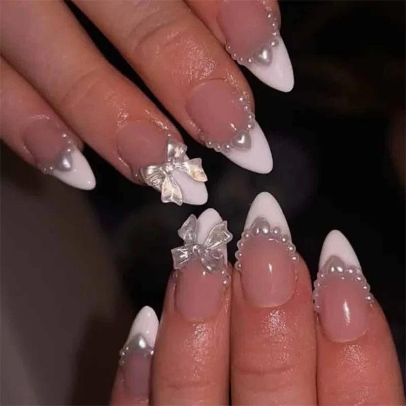 白い蝶ネクタイレースパール蝶結びリボンロングポインテッドフェイクネイルアートフレンチバレエ付け爪ラインストーンネイルチップネイルツール