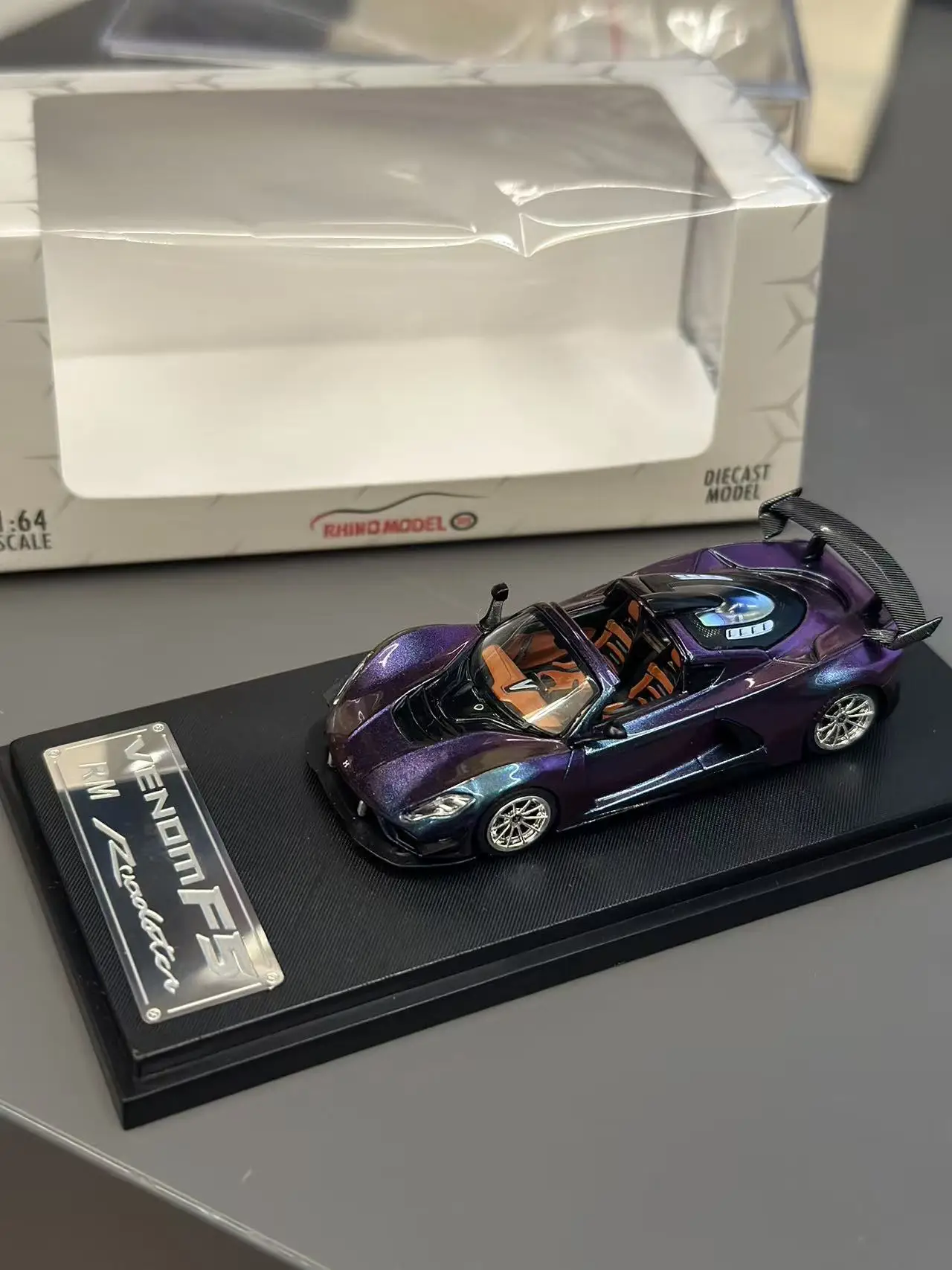 نموذج وحيد القرن RM X Stt موديل 1:64 Venom F5 Magic Purple نسخة مخصصة نموذج سيارة Diecast