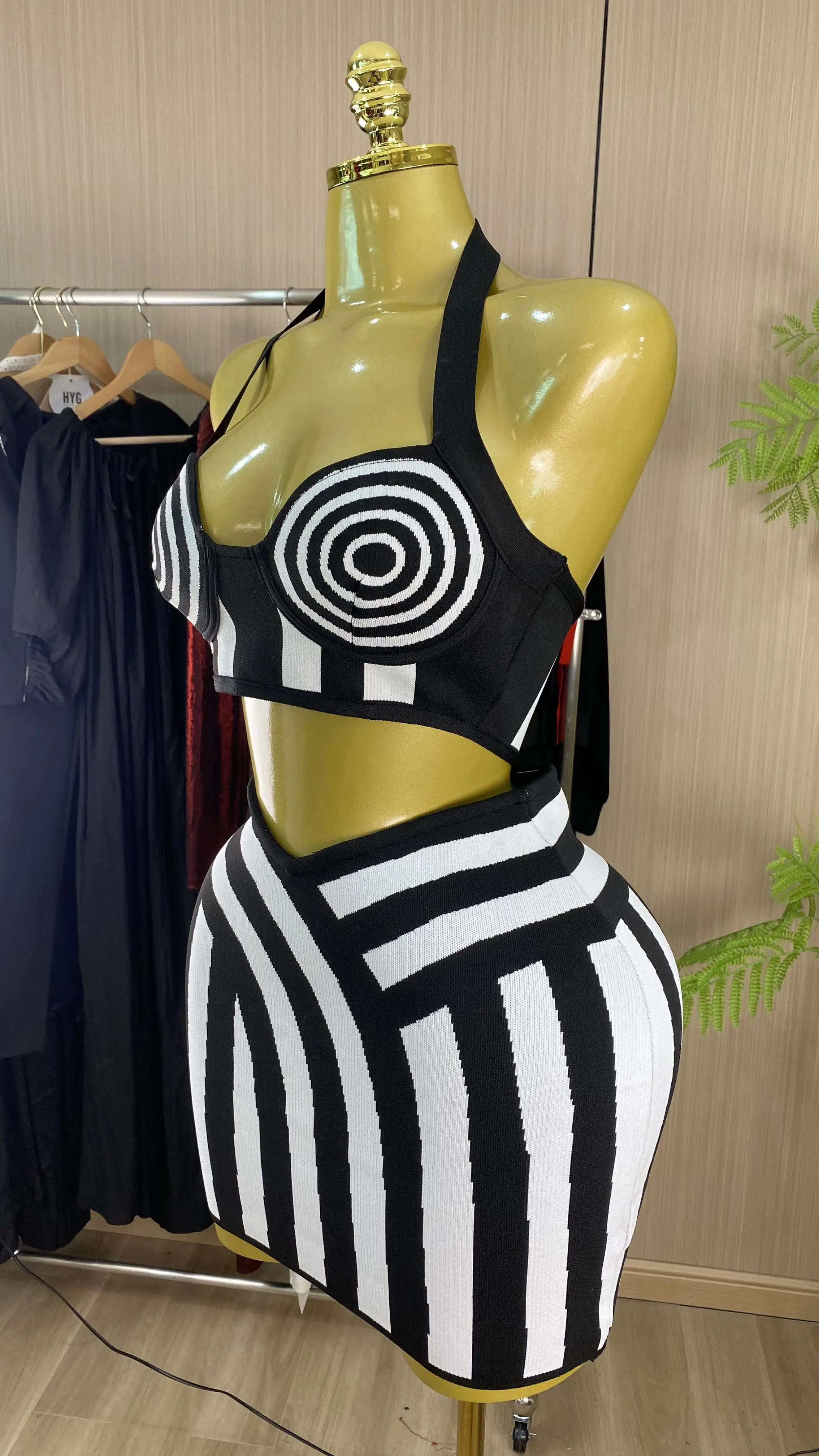 High-Quality Celebrity-Style 2-Piece Bodycon Set – Summer Evening & Party Outfit-GZXX1017