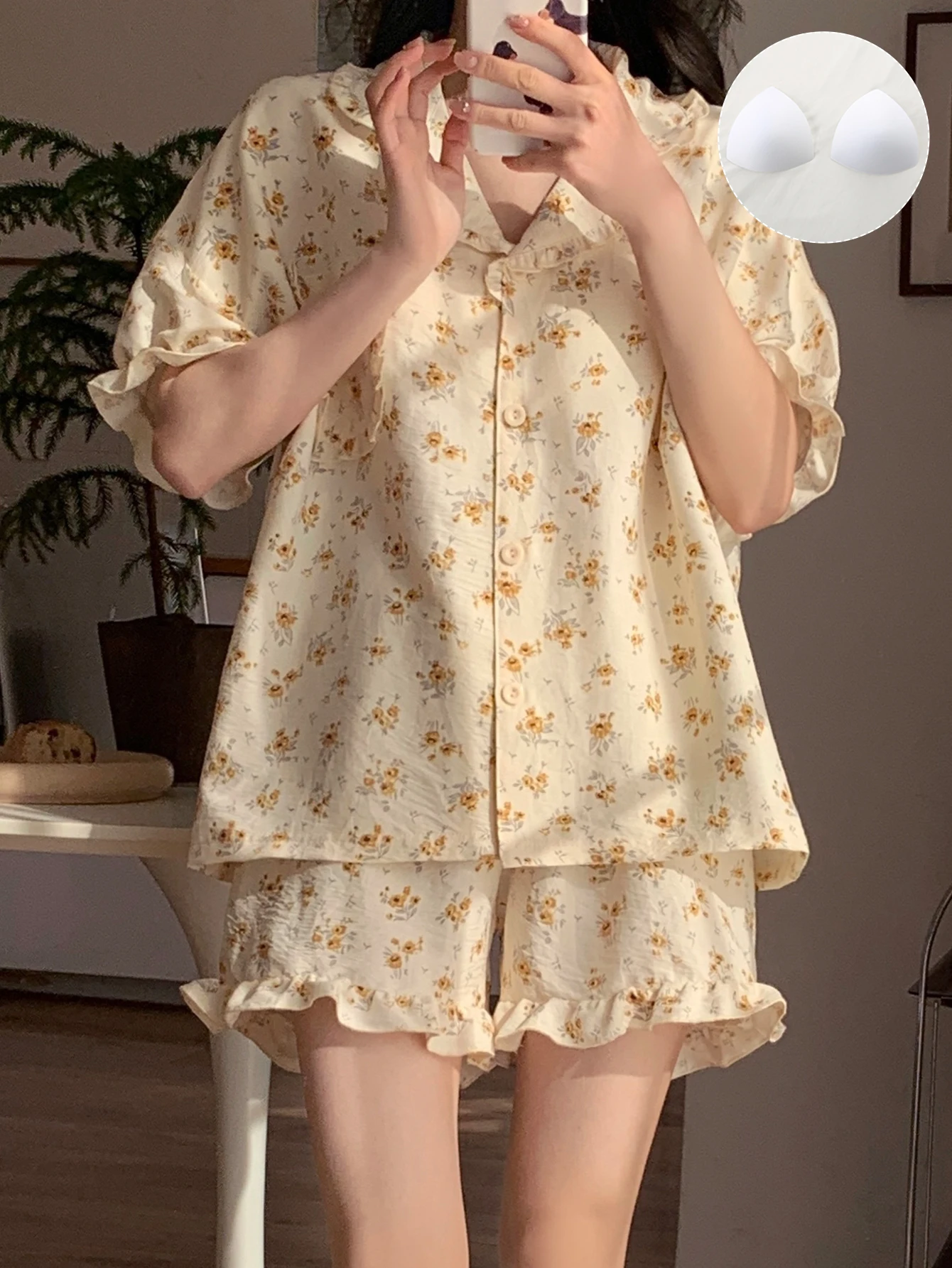 

Summer women's cardigans, pajamas, floral prints, ruffled short sleeved shorts, sweet and cute home clothes, loose and comfortab