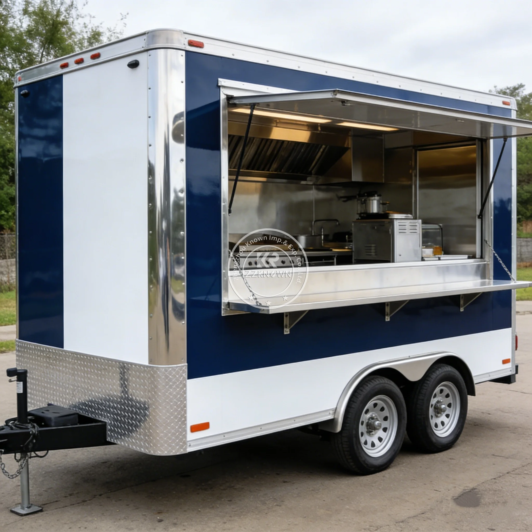 

Мобильный фудтрак с оборудованием для пекарни: печь, миксер, витрины. Коммерческая уличная тележка для еды, мобильная пекарня для бизнеса.