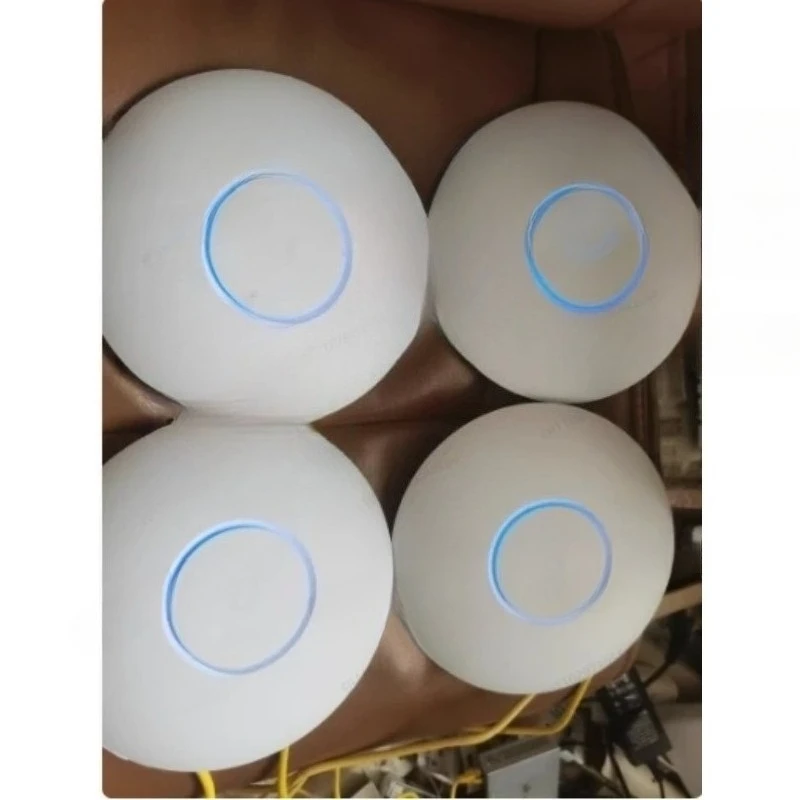 

UniFi AC Series (PRO/LR/LITE/NanoHD) Enterprise Ceiling AP - Gigabit Wireless 802.11ac Dual-Band PoE Access Point