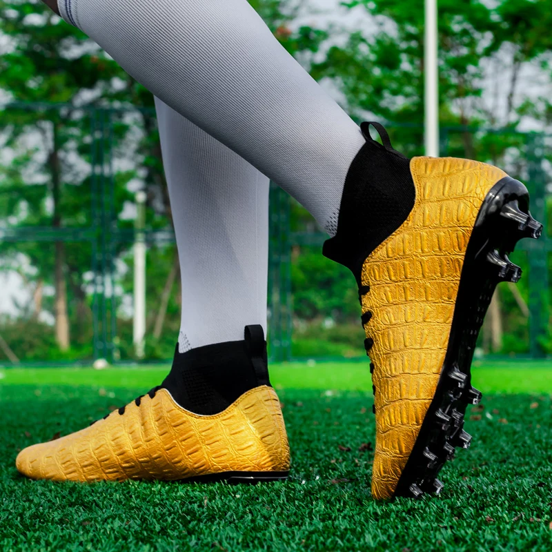 

Unisex Youth Soccer Cleats Lightweight Football Shoes Enhanced Grip Durable FG Breathable Comfortable for Match Training