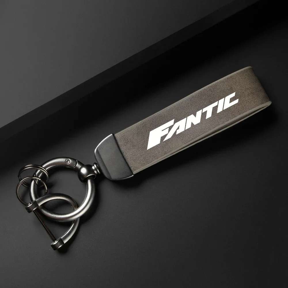 For FANTIC CABALLERO FLAT TRACK 125 250 500 Motorcycle Leather Keychain Horseshoe Buckle Jewelry Accessories