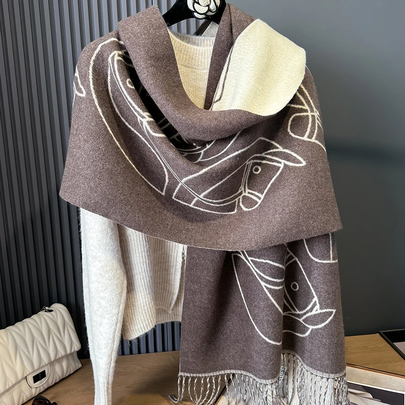 New winter women\'s fashion cartoon horse jacquard shawl Cashmere scarf Luxury brand thick warm women blanket soft silk shawl