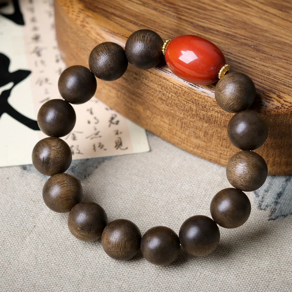 

Christmas Gift for Men and Women: White Agarwood Bracelet Original Chinese Red Cultural Bead Bracelet