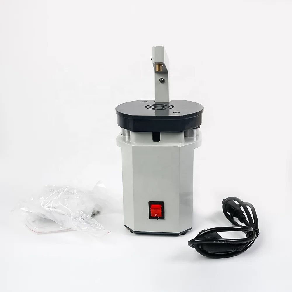 歯科技工所の石膏モデル レーザーピンニングボール盤