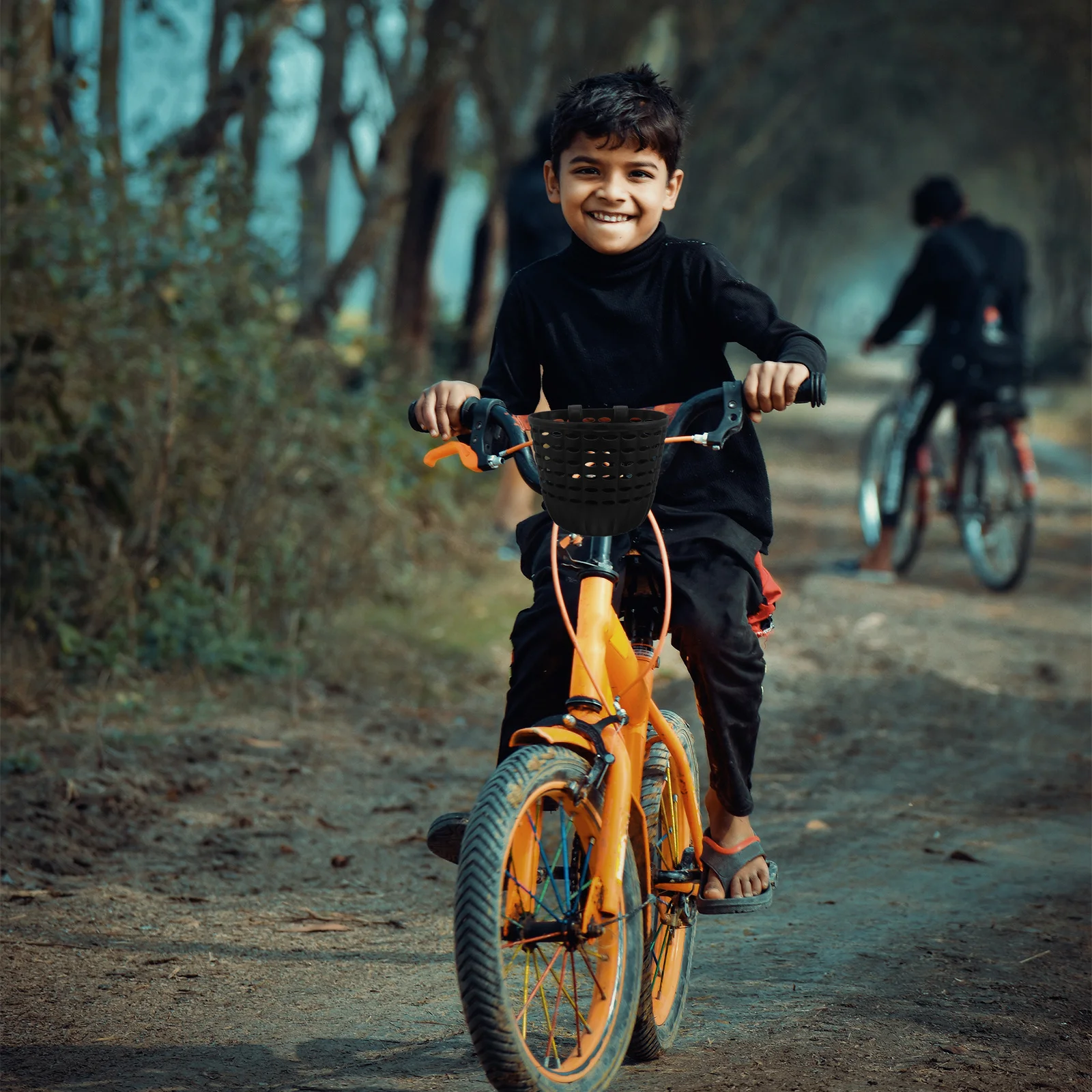 

Kids Bike Front Basket Plastic Boys Girls Scooter Handlebar Versatile Basket for Toddler Bike Scooter Tricycle Storage