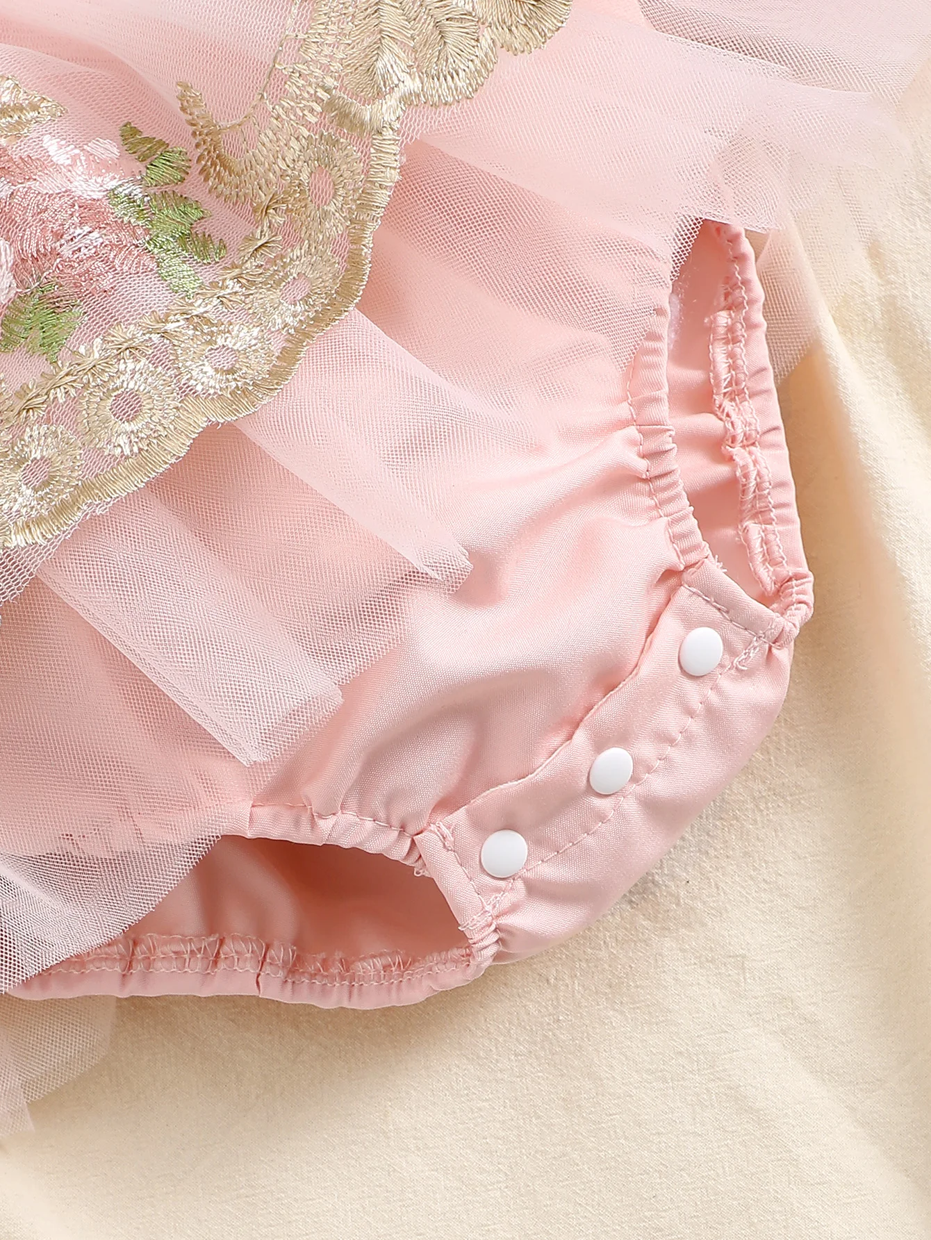 3-24M Summer Style Baby Girl Fashion Halter Embroidery Shoulder Mesh Design Sense Flying Sleeve Jumpsuit With Cute Bow Headband