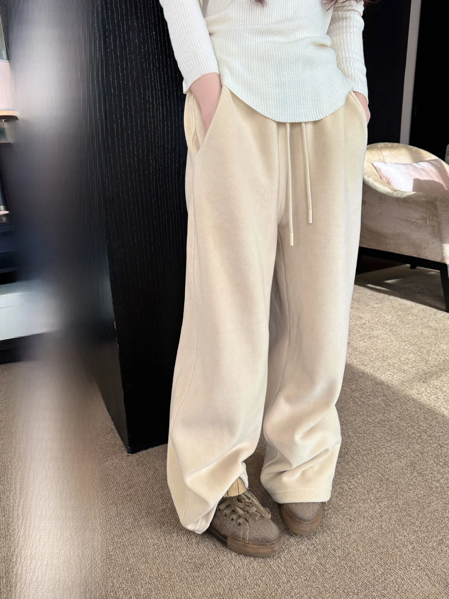 

YUYUREAL Double-Sided Fleece Loose Fit Casual Pants Warm And Versatile High Waist Ladies' Tracksuit Bottoms for Winter