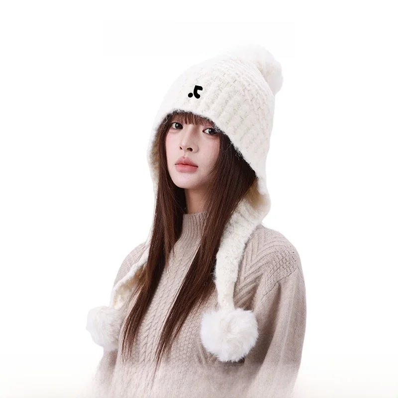 chapeau-tricote-chaud-pour-femmes-ideal-pour-l’automne-et-l’hiver-avec-un-dessus-arrondi-et-sans-bord-un-accessoire-de-mode-pour-jeunes-douillet-avec-un-pompon-en-fausse-fourrure-sur-le-dessus