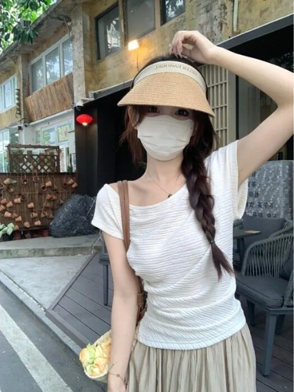 White Design Sense Short Sleeve T-Shirt Women's Summer Slant Shoulder Thin High-End Light Maturity Atmosphere Top