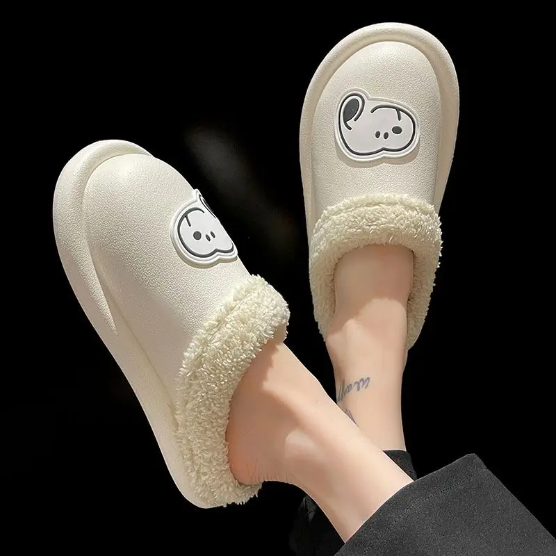 New Snoopy cute kawaii creative anime-themed home cotton slippers high-value personalized cartoon non-slip warm slippers gift.