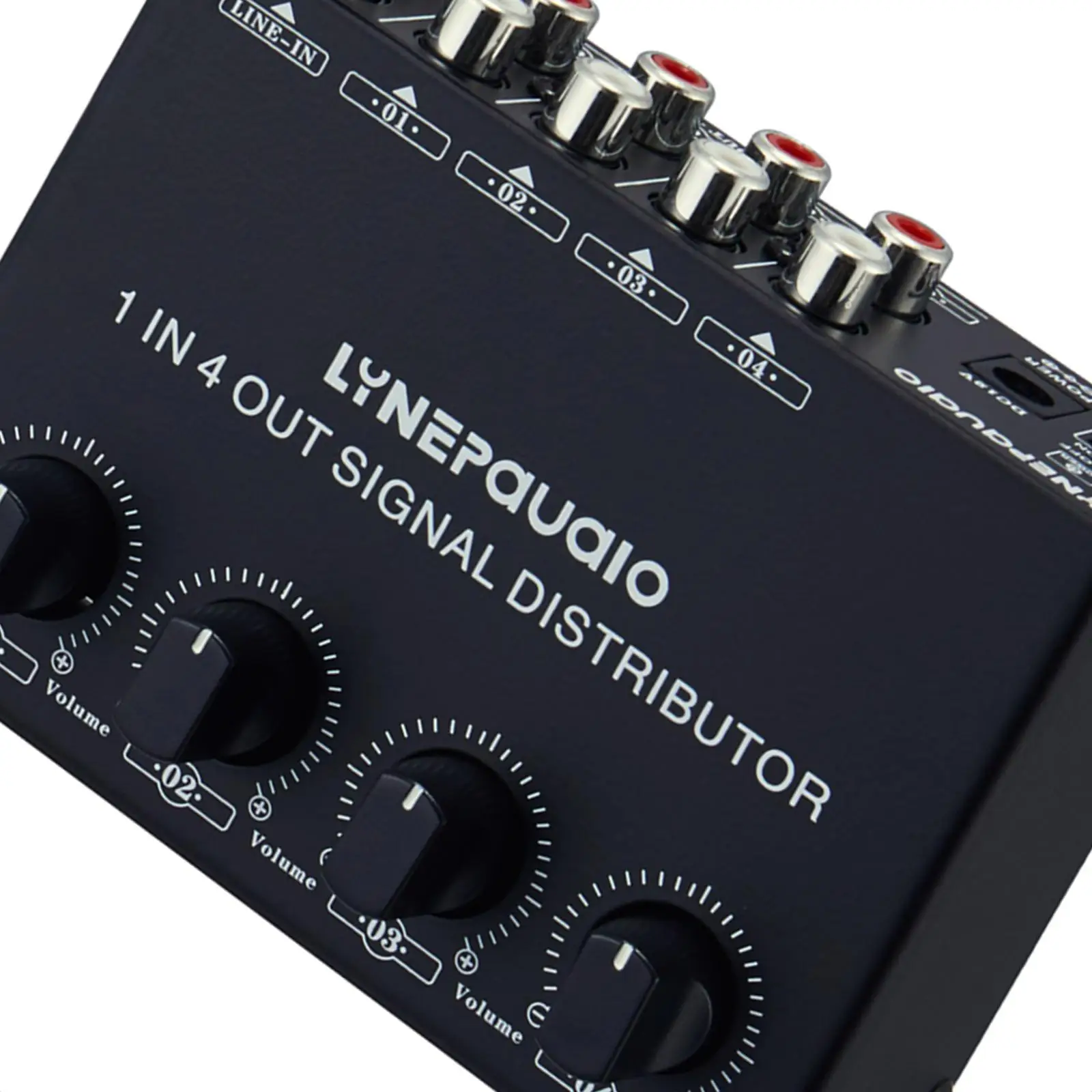 Wzmacniacz sygnału 1 wejście 4 wyjścia Rozdzielacz sygnału stereo Niezależna regulacja głośności wyjścia