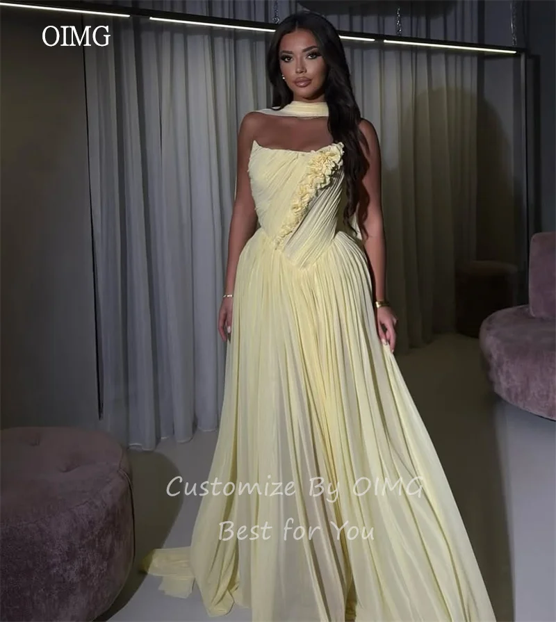 OIMG Elegantes gelbes trägerloses A-Linie-Abschlussballkleid mit Kappe, 3D-Blumen, plissiertes Partykleid, bodenlanges Abendkleid, individuell gestaltet