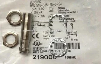 

516-325-E5-C-S4 516-325-E5-Y-S4 516-325-G-E5-C-S4 516-326-G-E5-C-S4 516-325-G-E5-Y-S4 516-326-G-E5-Y-S4 Индуктивный датчик