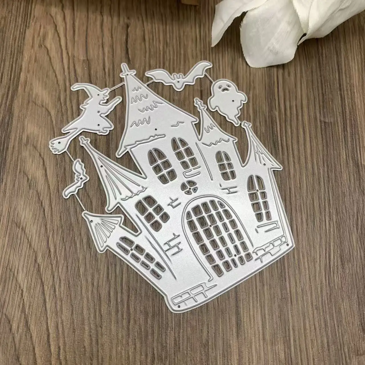 Halloween Spukhaus Schloss Fledermaus Hexe Geist Metall-Stanzformen Feiertagsszene DIY Scrapbooking Kartenherstellung Stanzformen – Detail 2