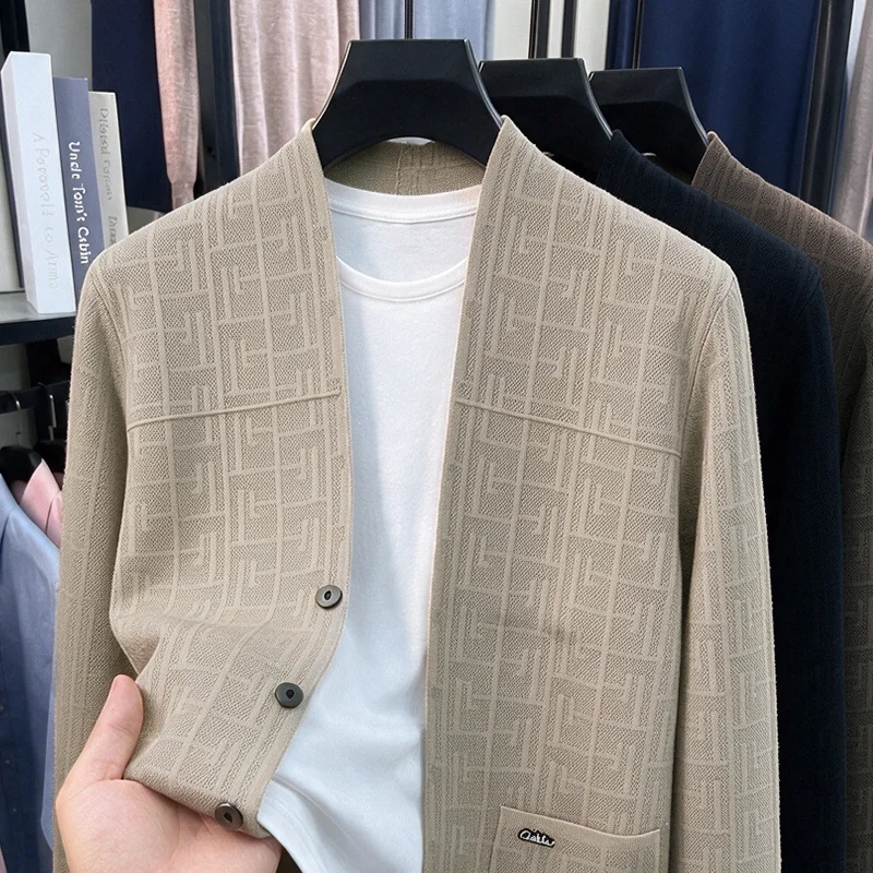 High-end Brand jacquard knitted coat men's fashion button comfort pocket Design leisure sweater shawl autumn new V-neck cardigan