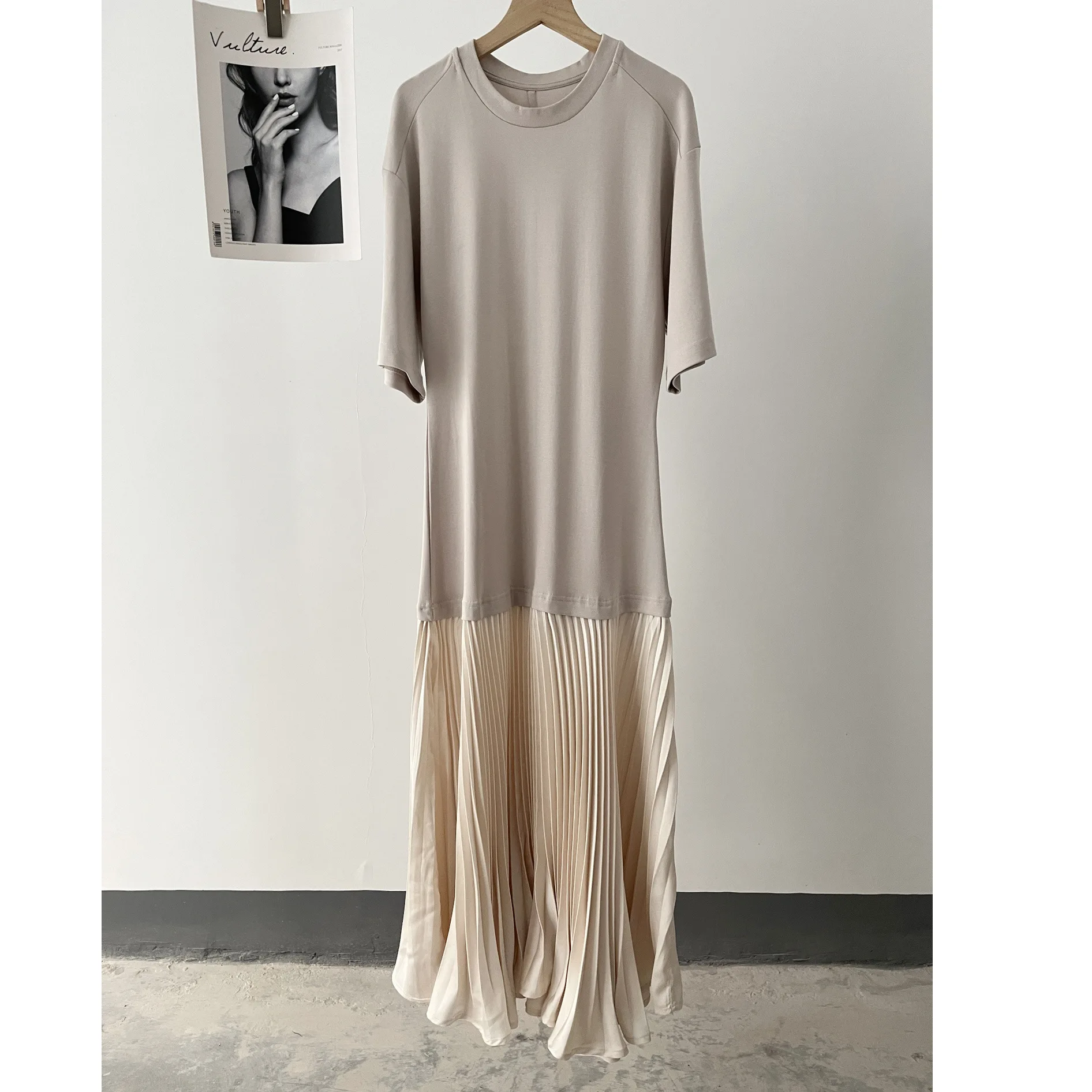 

Women's Pleated Hem Splicing Midi Dress Spring Summer New Round Neck Long T-shirt Dresses for Female