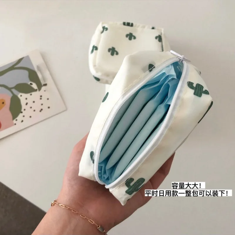 Women Girls Cactus Storage Bag Mini Cosmetic Bag Sanitary Napkins Tampons Storage Bag Coin Purse Bear Sundries Storage Bags