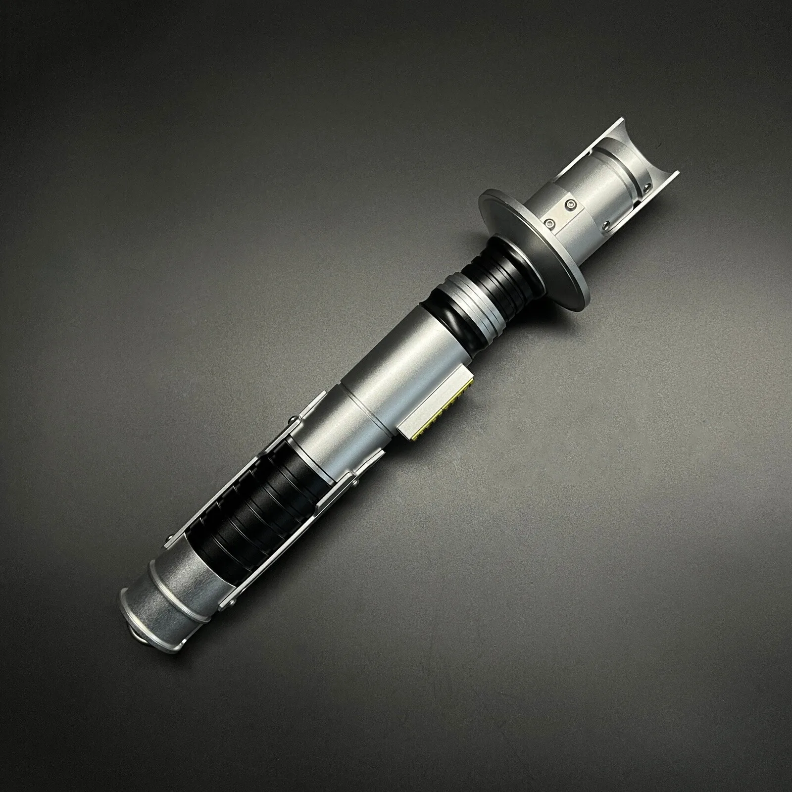 Ezra Bridger light saber Proffie2.2 Board ​ Smooth Swing luke skywalker lightsaber LED Light up RGB Pixel Soundboard