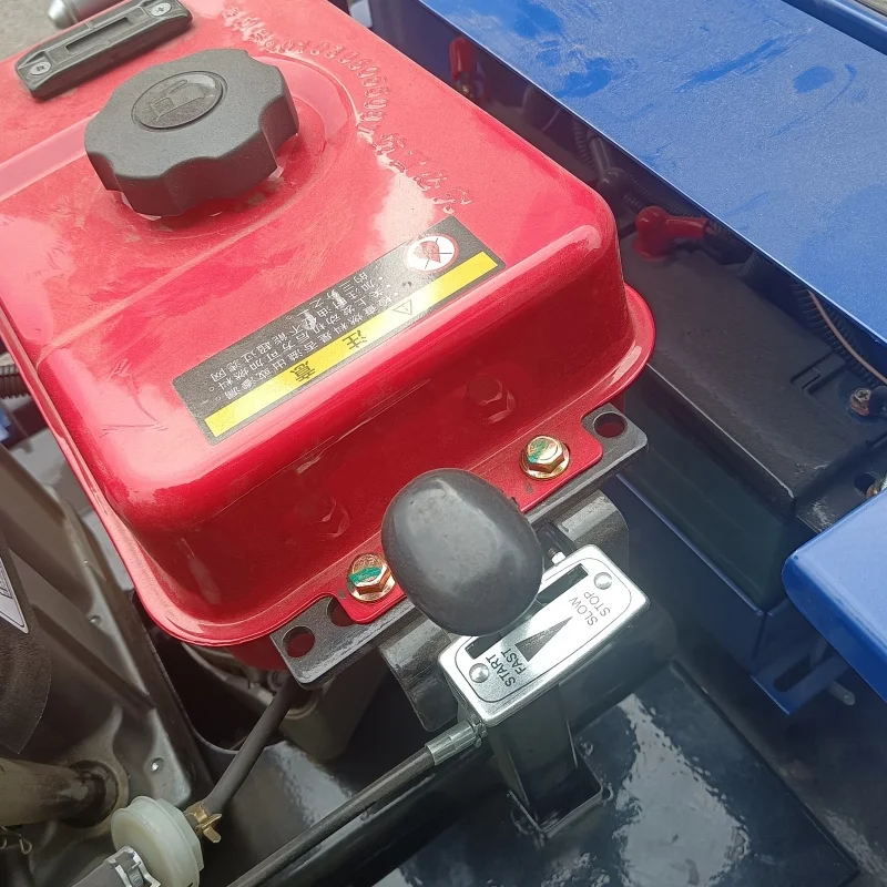 カスタマイズ可能なゼロターンモア草刈機 24V電圧 Euro V排出規制対応 全地形対応自走式芝刈り機 CE認証済み