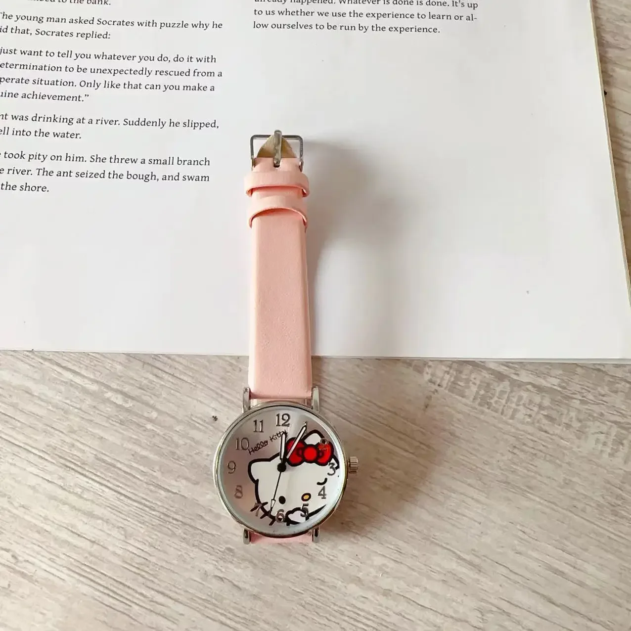 サンリオ子供用腕時計ハローキティメロディシナモロール腕時計クロミポチャッコポムポムプリン腕時計キッズギフト