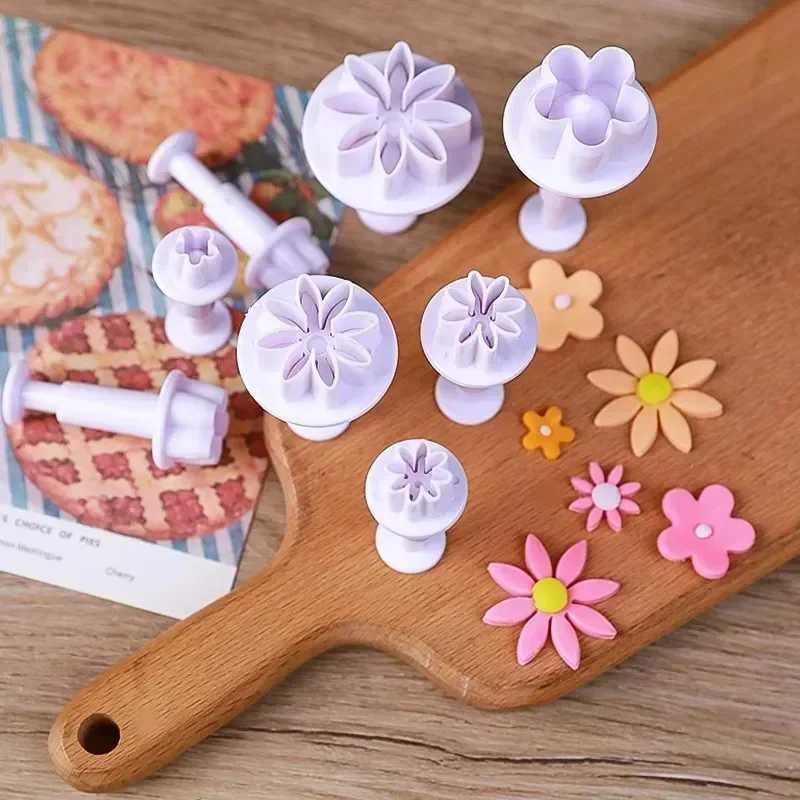 4/8Pcs Plum Flower Daisy Flower Cake Plunger Fondant Cookie Cutter Mold Plum Baking Decorating Biscuit Stamps for Kitchen Tools