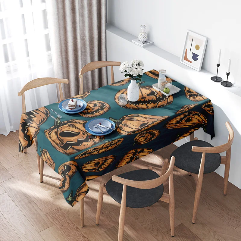 Cozy Halloween-themed Tablecloth Featuring Pumpkins Perfect for Your Fall Decor!