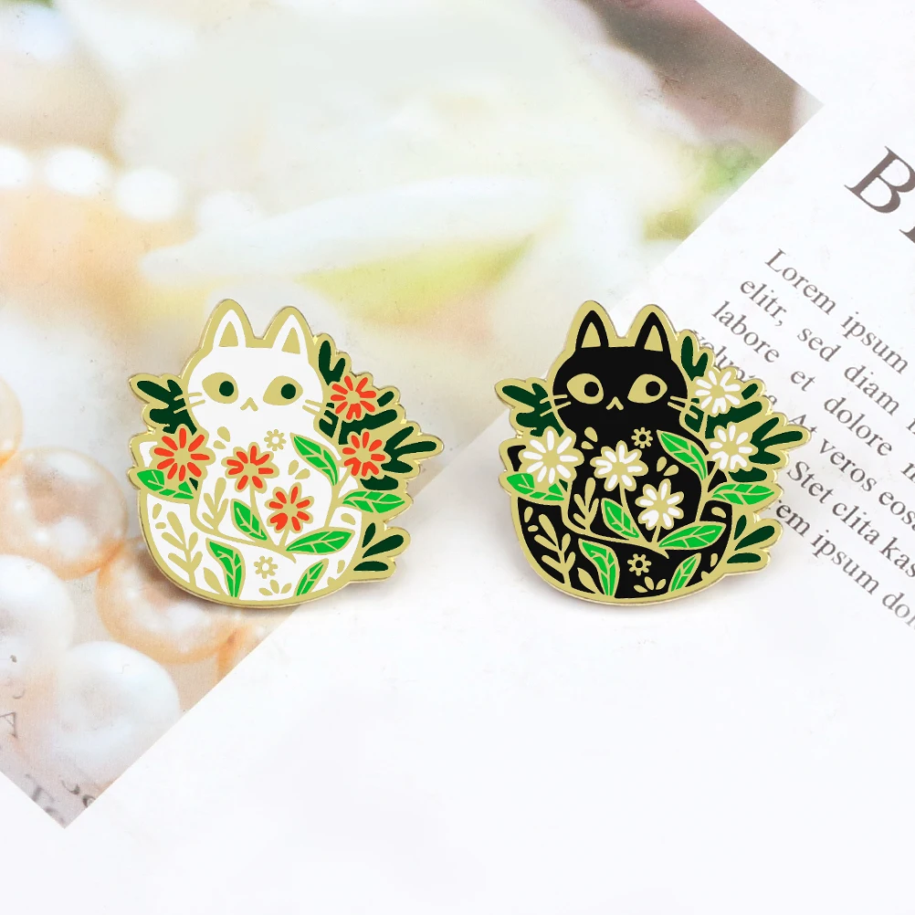 2-5Pcs/Set Funny Cat Brooch Enamel Cartoon Starry Sky Kitty Mermaid Shirt Lapel Pin Cute Anime Flower Cats Badge for Kids Friend