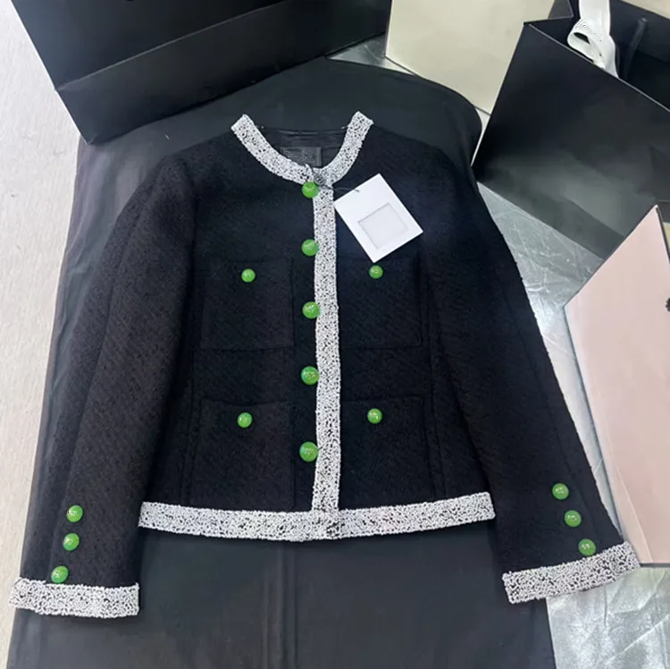 Customization European women's winter 2026 new style  Long sleeves  Single-button beaded tweed coat