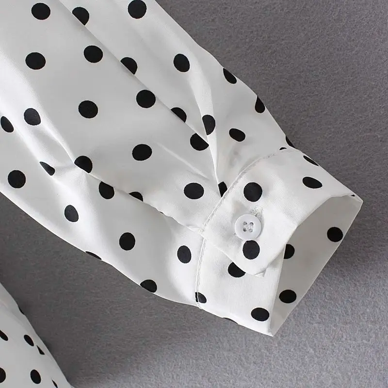 Dikke En Vergrote Dameskleding Retro Lente Temperament Nieuwe Lange Mouwen Polka Dot Top Shirt Los En Stijlvol Dun Shirt