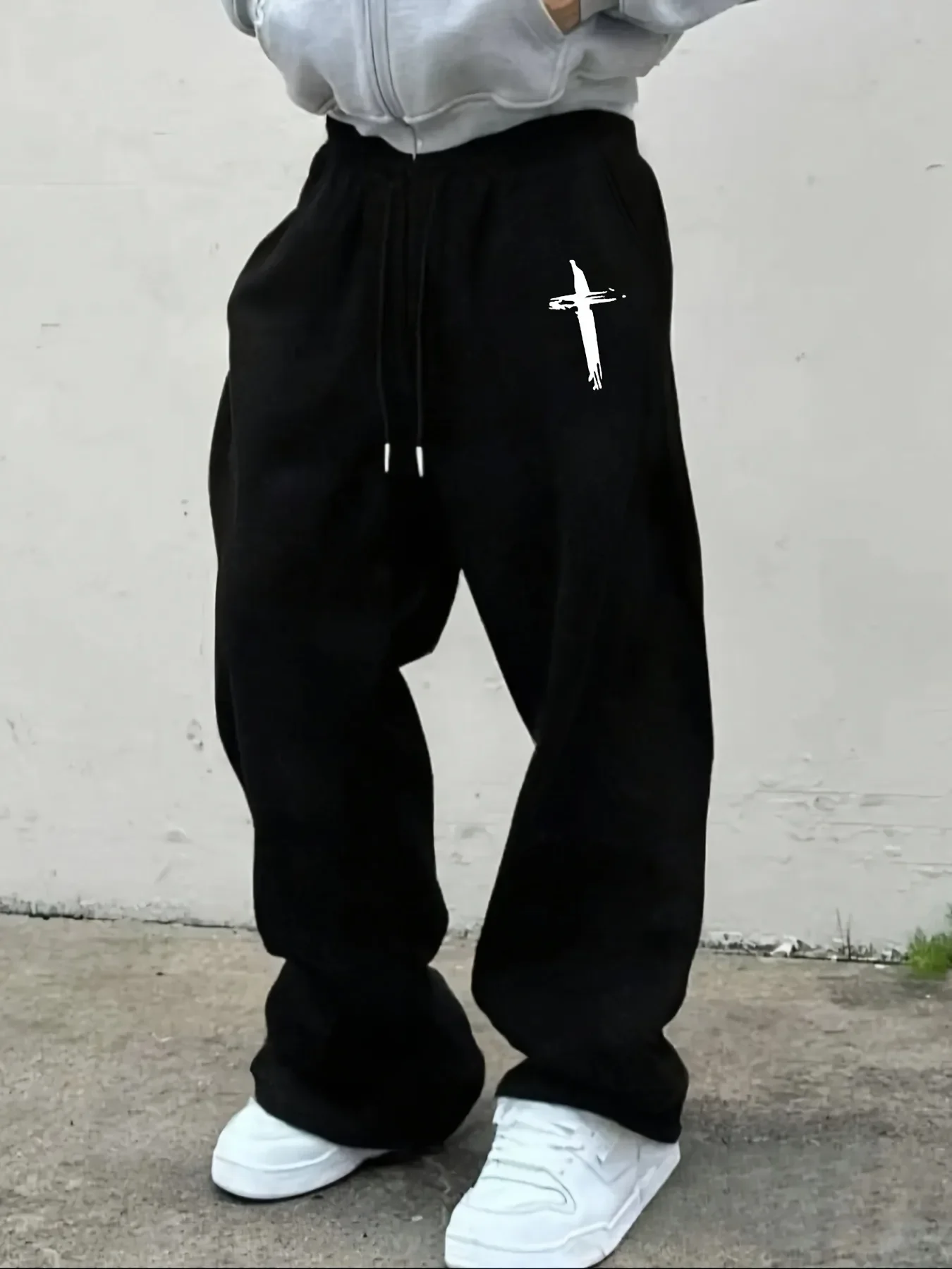 

Men's Gothic Text Printed Black Wide Leg Pants Oversized Street Jogging Straight Pants Dark Aesthetic Comfortable Trousers