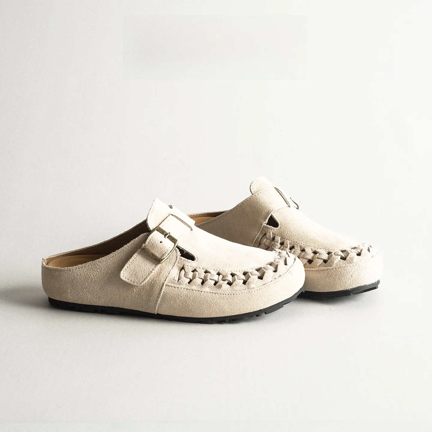 

Retro Thick Bottom Woven Leather Women's Slip-On Breathable Versatile Lazy Half Slippers round Toe Rubber Sole