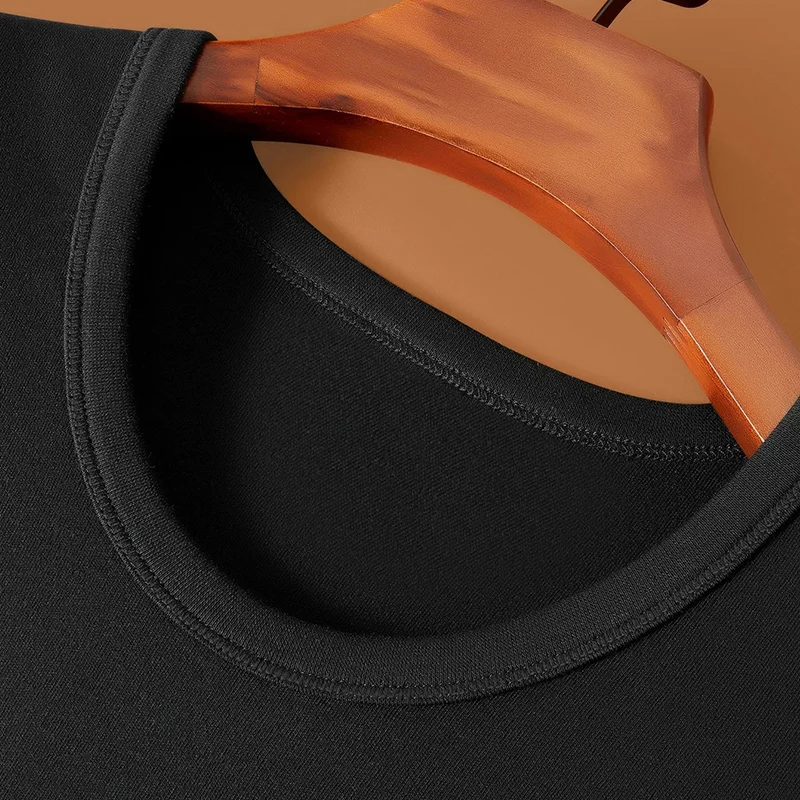 2-piece Men's Autumn And Winter Solid Color Classic Versatile Warm Underwear Set Comfortable Round Neck Long Sleeved Base Shirt view 6