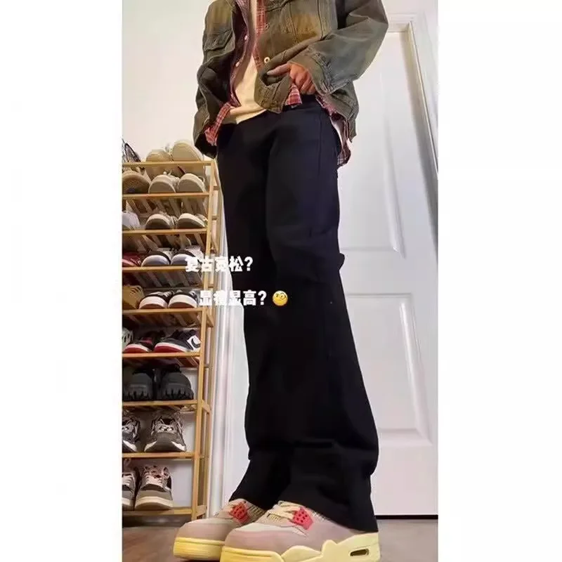 Jins hitam kaki lurus kasual longgar