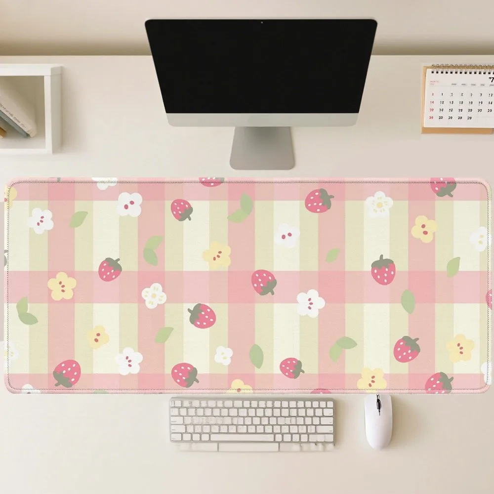Cute men and women office supplies and decorations, cute strawberry mouse alfombrillas para escritorio desk accessories